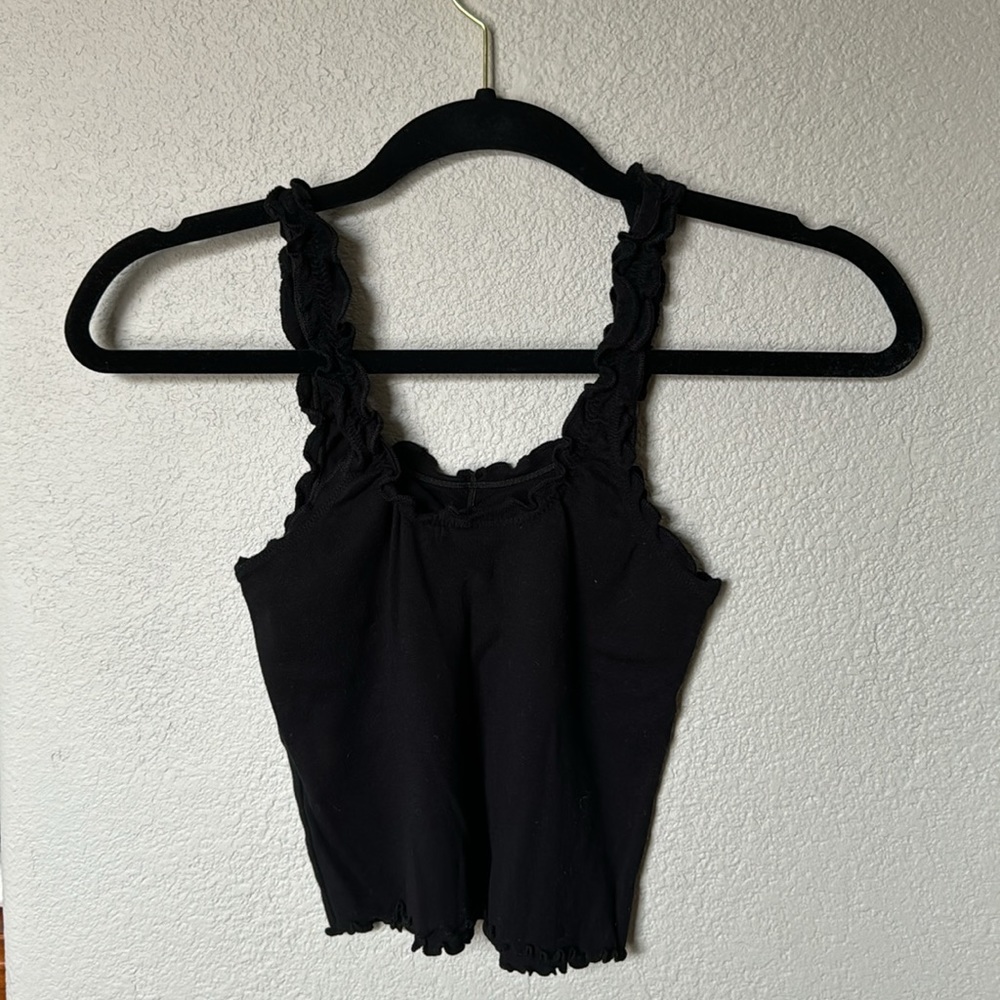 Top Shop Black Ruffled Cropped Tank - Picture 2 of 3